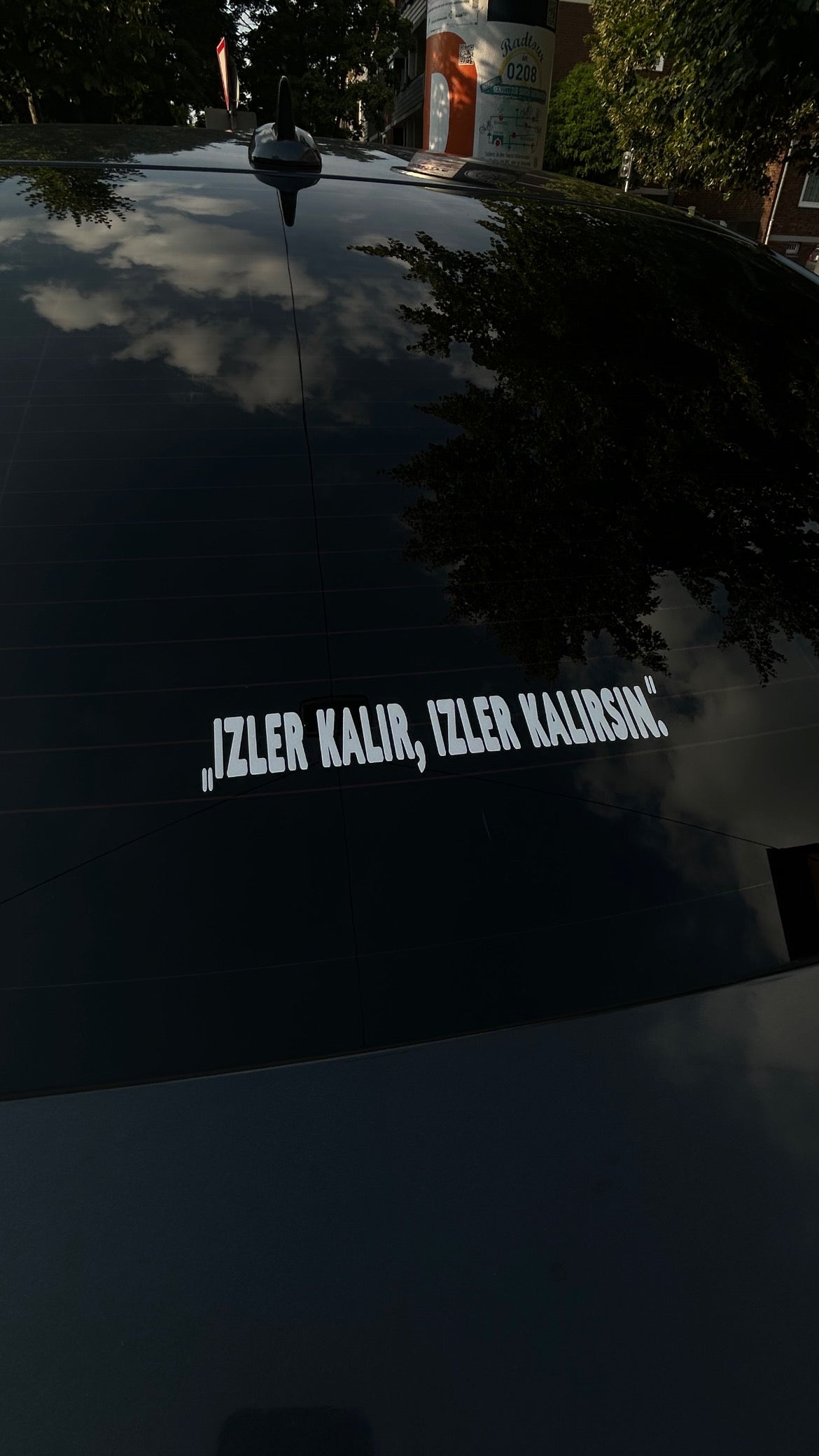 izler Kalır Izler Kalırsın