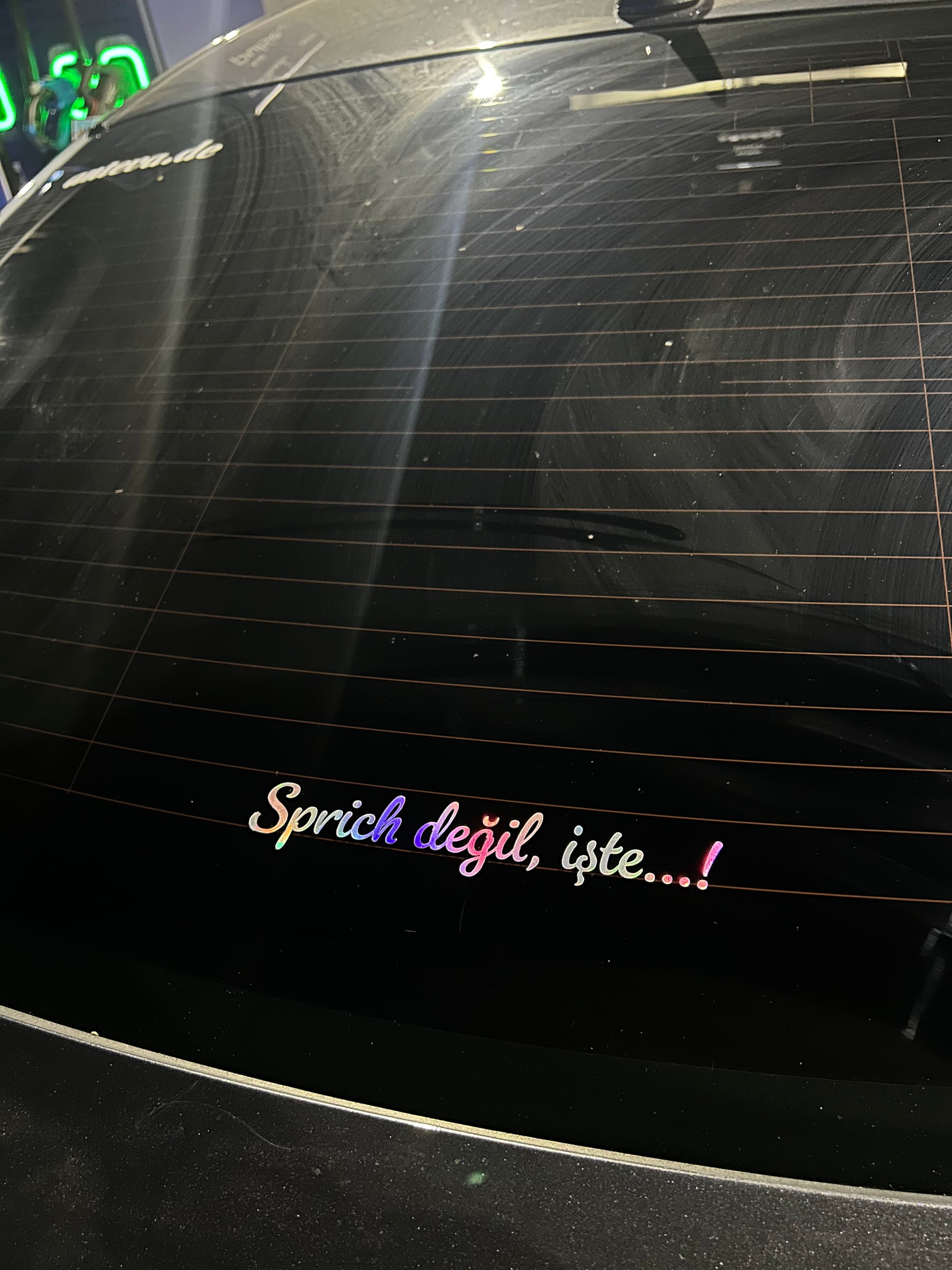 Sprich degil, iste…! Hologram