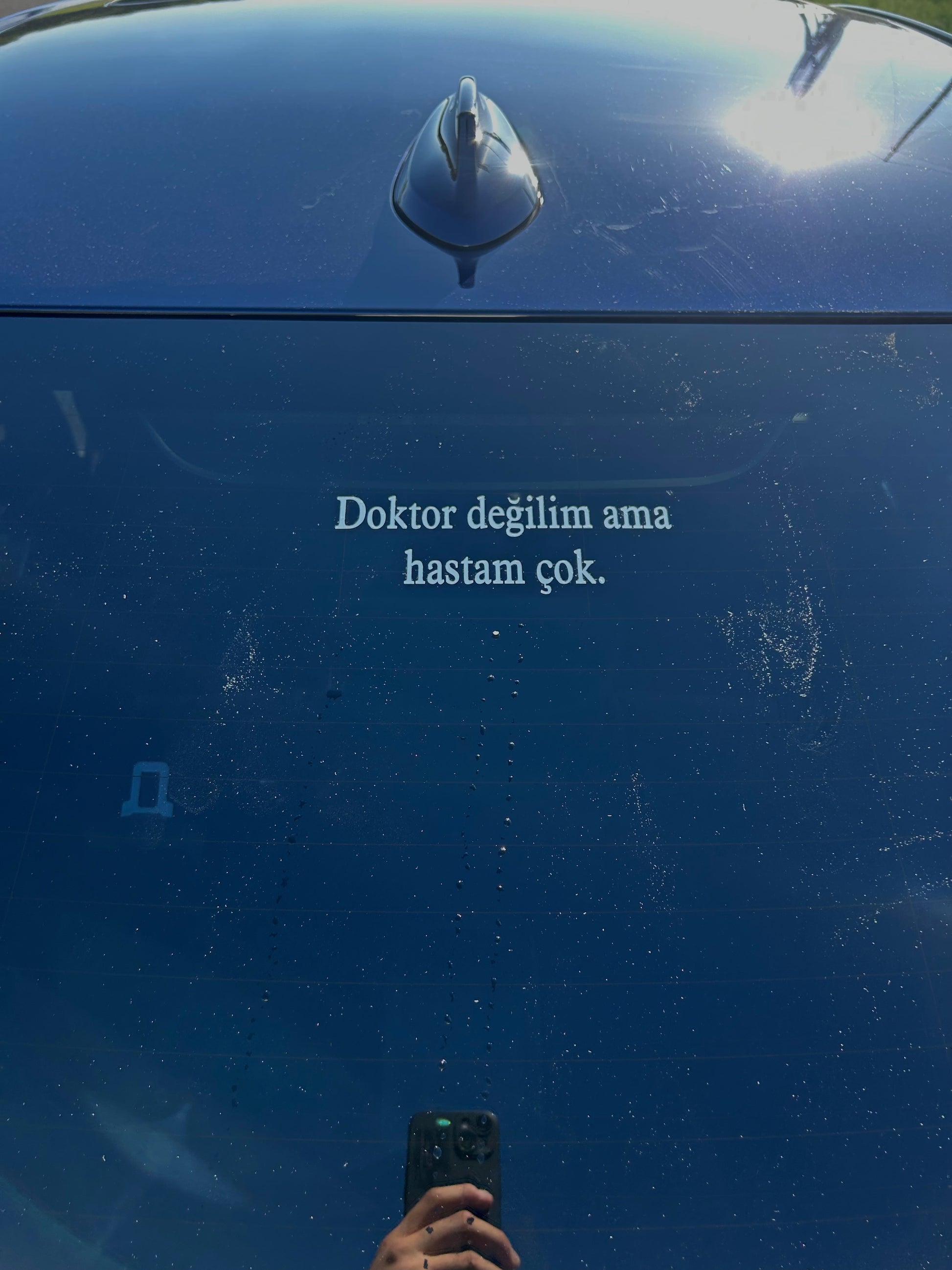 Doktor degilim ama hastam cok.